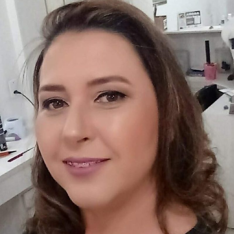 Jaqueline - Auxiliar Adm CAP